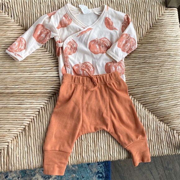 Kate Quinn Organics Other - Kate Quinn Organics Pumpkin Kimono onesie & pants